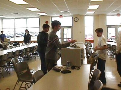 p4.jpg (22302 bytes)